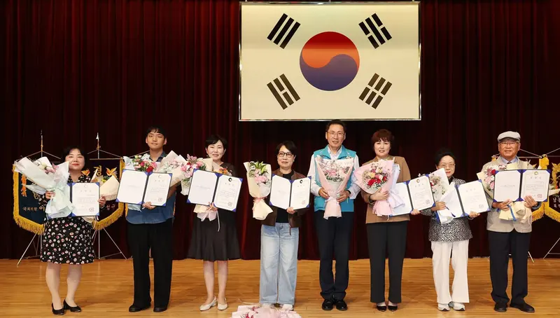 2026년 제30회 노인의 날 기념 유공자 포상 '남동시니어클럽 및 직원·참여자 수상'